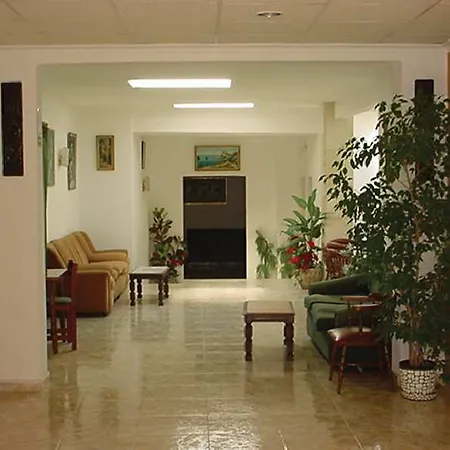 Отель Bari 2*